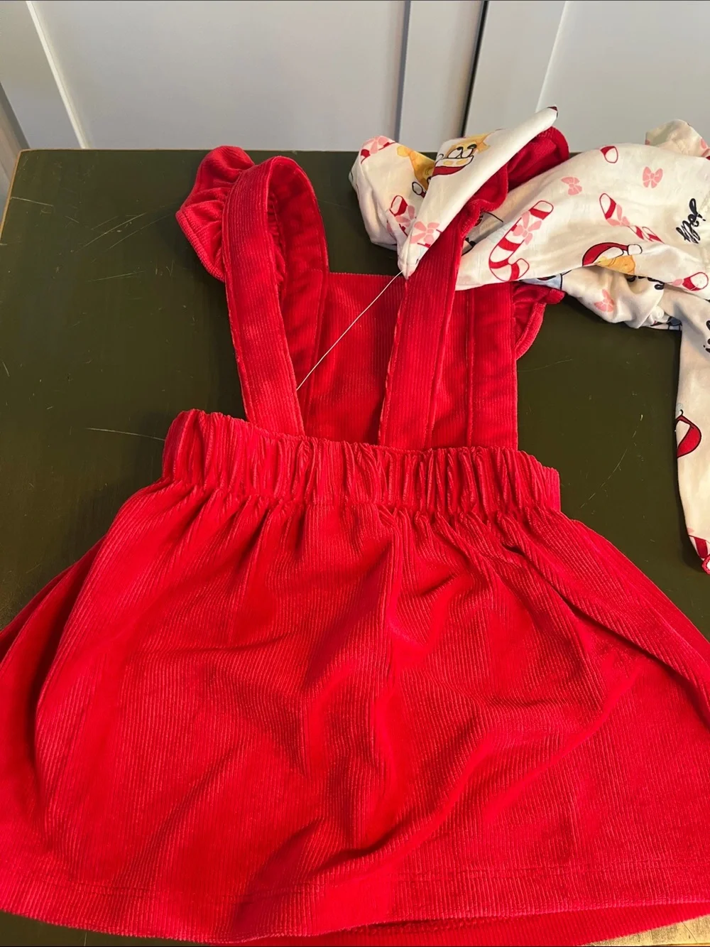 Bluey bright red